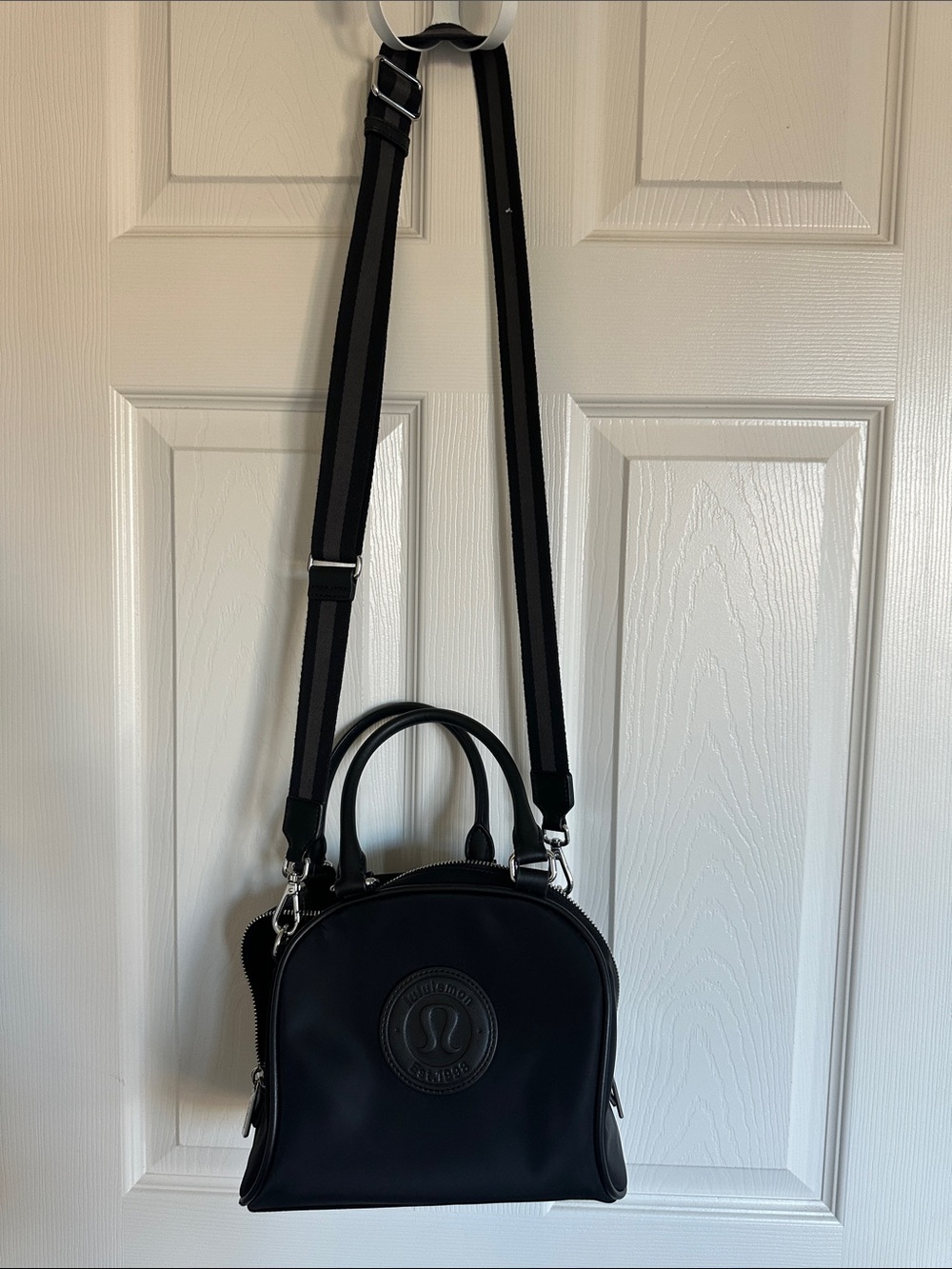 Lululemon Bowler Crossbody 4.5 L (Black)
